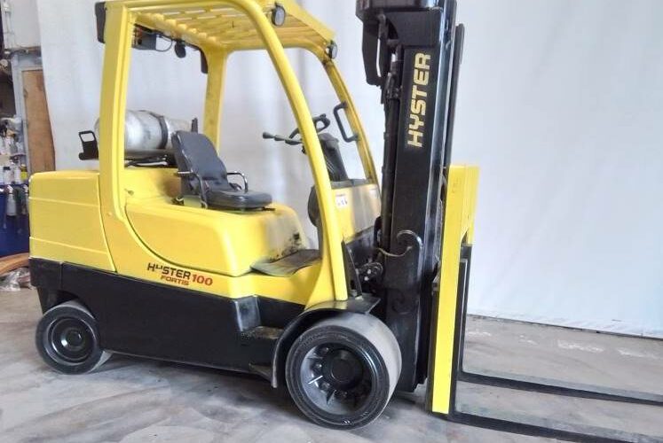 2018 Hyster Forklift S100FT featured image