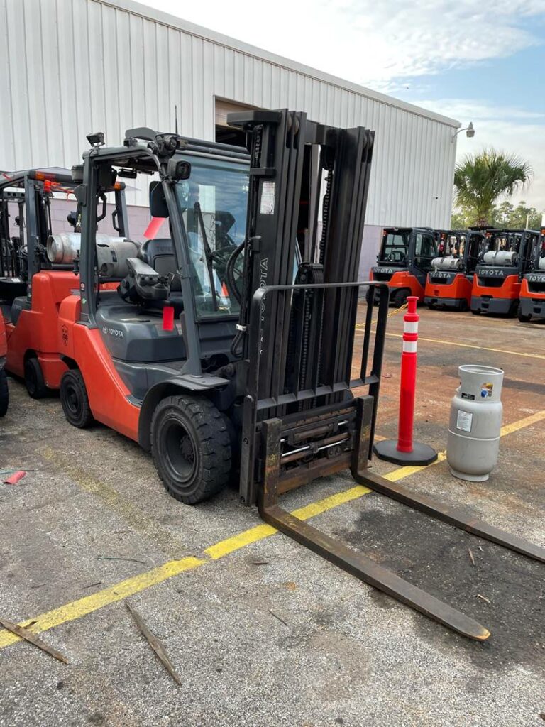 2020 Toyota Forklift 8FGU25 featured image