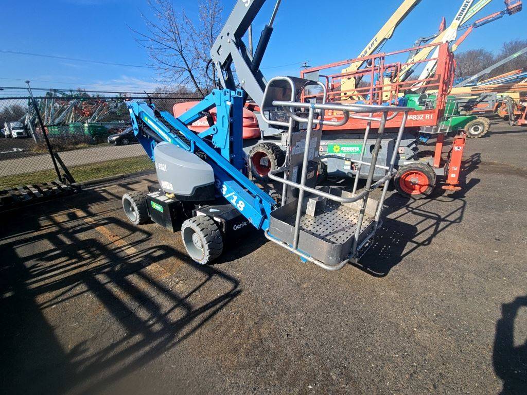 2015 Genie Boom Lift Z-33/18 featured image