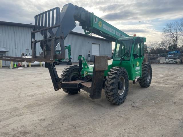 2015 Skytrak Telehandler 10054 featured image