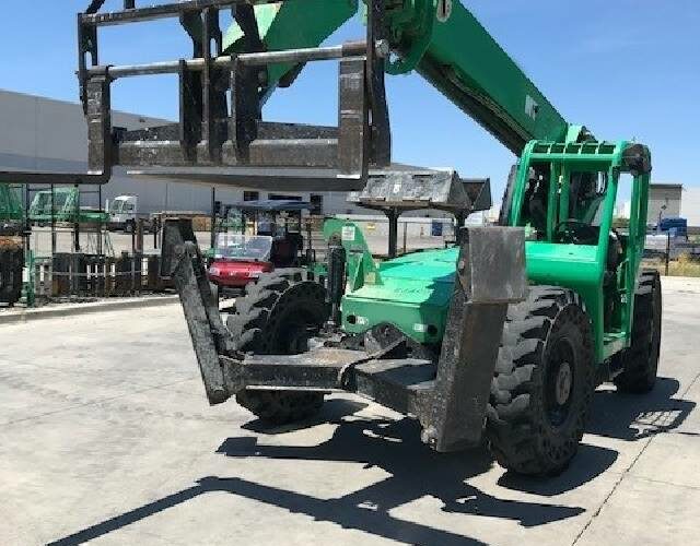 2014 Skytrak Telehandler 10054 featured image