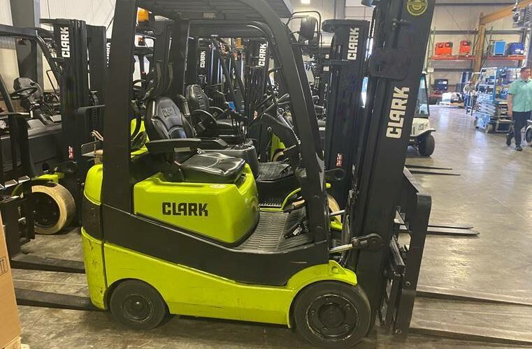 2015 Clark Forklift C15C featured image