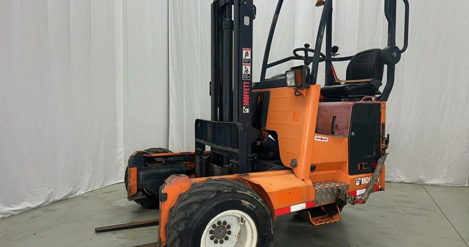 2016 Moffett Forklift M8 55 NX featured image