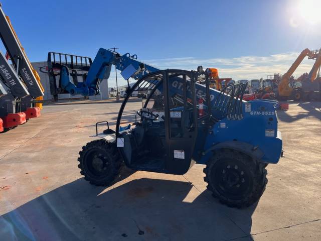 2018 Genie Telehandler GTH-5519 featured image