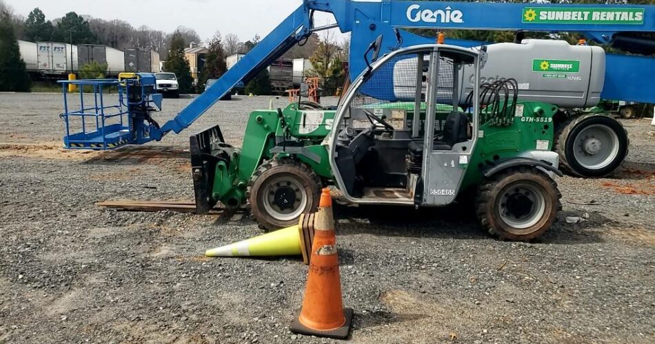 2015 Genie Telehandler GTH-5519 featured image