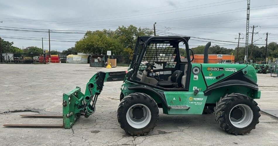 2013 JCB Telehandler 520-50 featured image