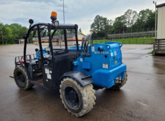 2017 Genie Telehandler GTH-5519 featured image