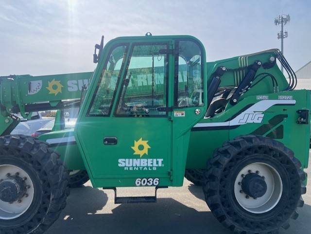 2014 Skytrak Telehandler 6036 featured image