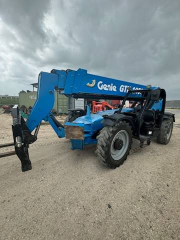 2016 Genie Telehandler GTH-1056 featured image