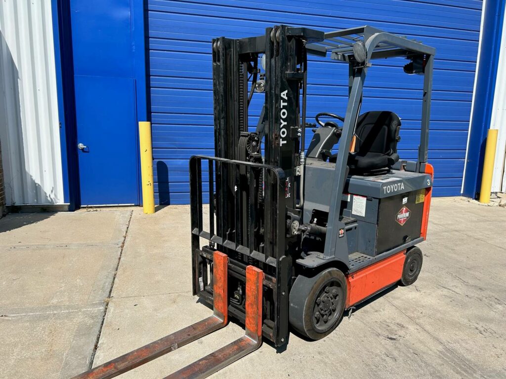 2016 Toyota Forklift 8FBCHU25 featured image