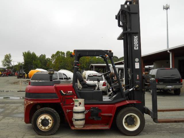 2016 Clark Forklift C75 featured image