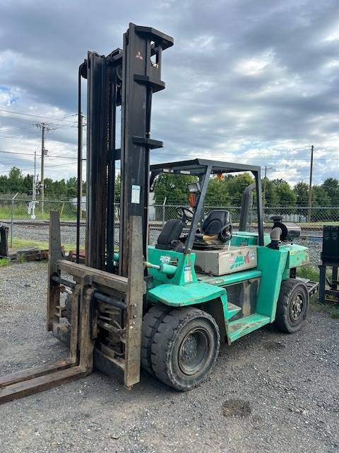 2011 Mitsubishi Forklift FD70E1-D featured image