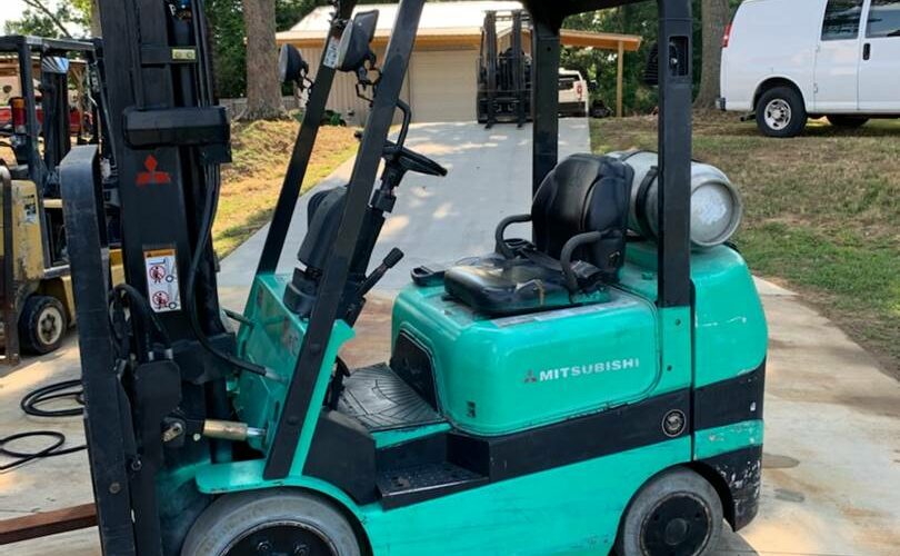 2003 Mitsubishi Forklift FGC25K featured image