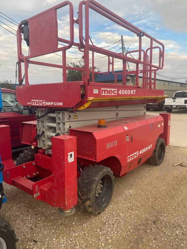 2020 MEC Scissor Lift 4069RT featured image