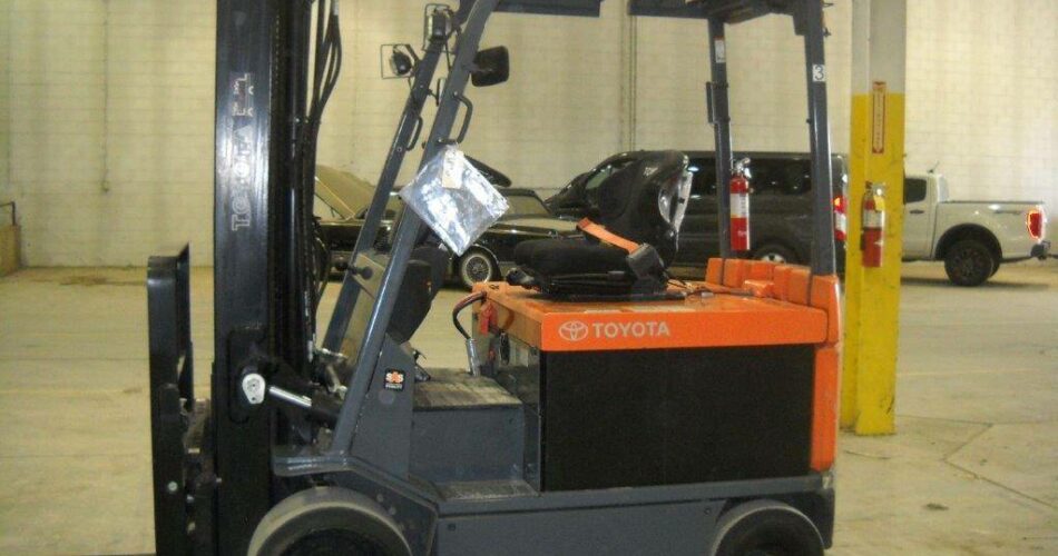 2015 Toyota Forklift 7FBCU35 featured image