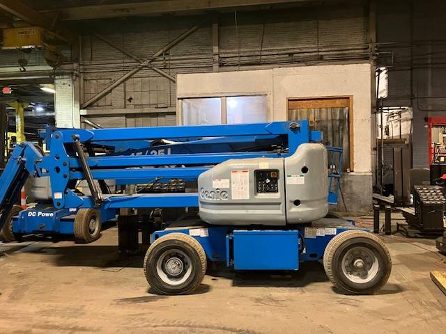 2014 Genie Boom Lift Z45/25J featured image