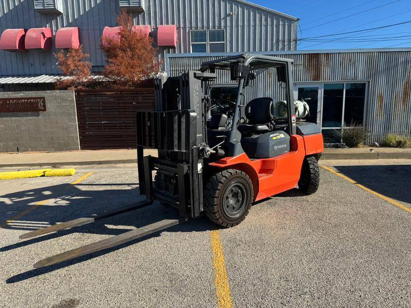 2003 Toyota Forklift 7FGU35 featured image