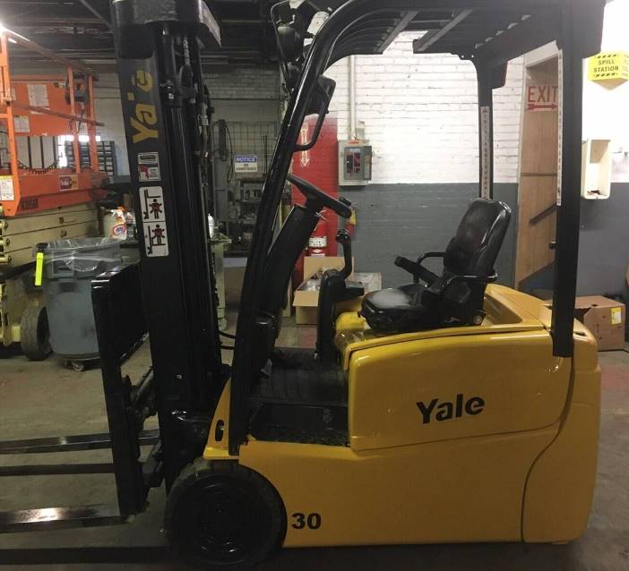 2018 Yale Forklift ERP030VT featured image