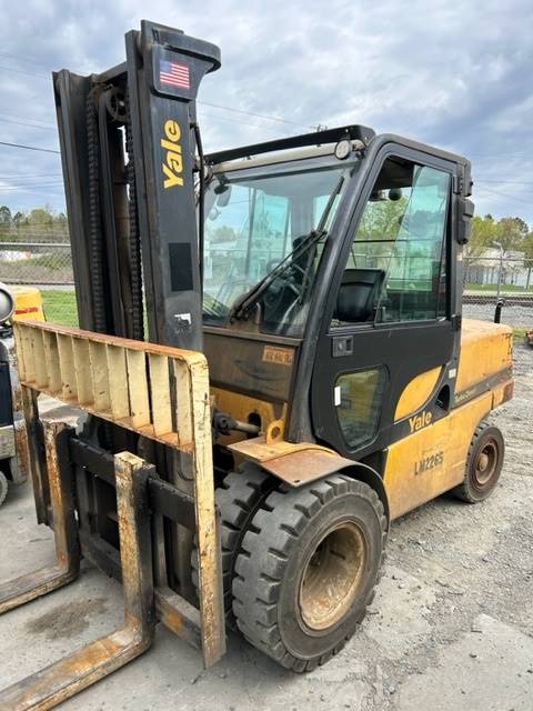 2017 Yale Forklift GDP120VX featured image