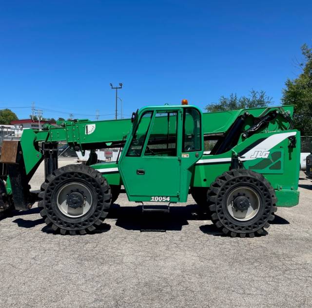 2014 Skytrak Telehandler 10054 featured image