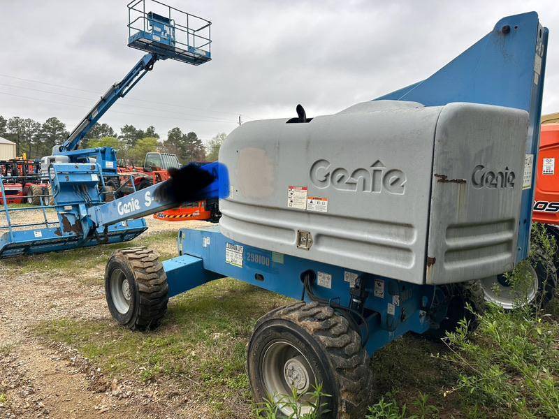 2011 Genie Boom Lift S40 featured image