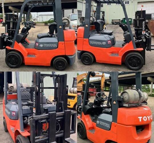 2004 Toyota Forklift 7FGCU25 featured image