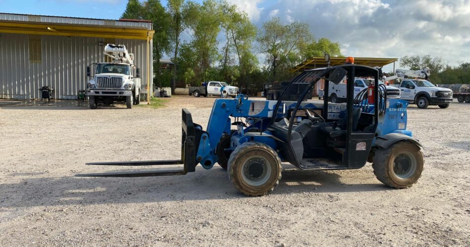 2015 Genie Telehandler GTH-5519 featured image