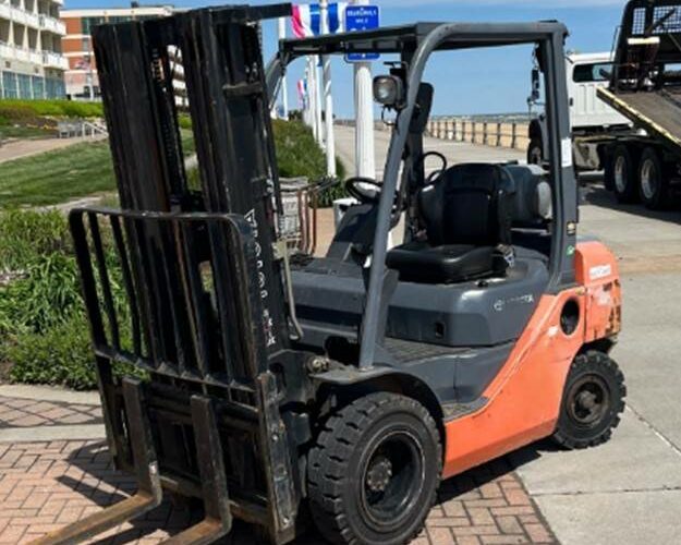 2017 Toyota Forklift 8FGU25 featured image