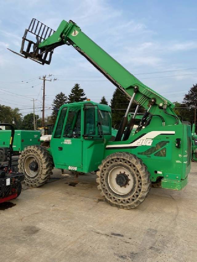 2015 Skytrak Telehandler 6036 featured image