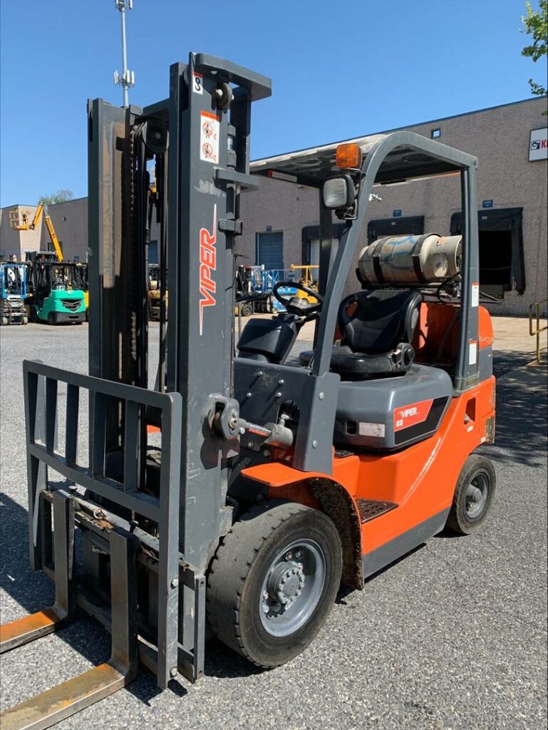 2018 Viper Lift Trucks Forklift FY25-BCS featured image