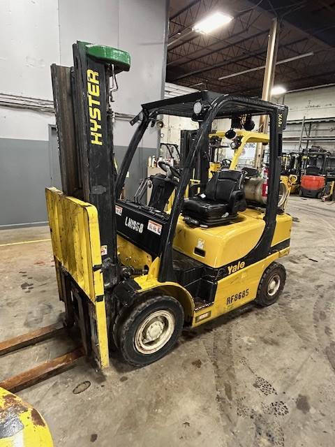 2014 Yale Forklift GLP050VX featured image