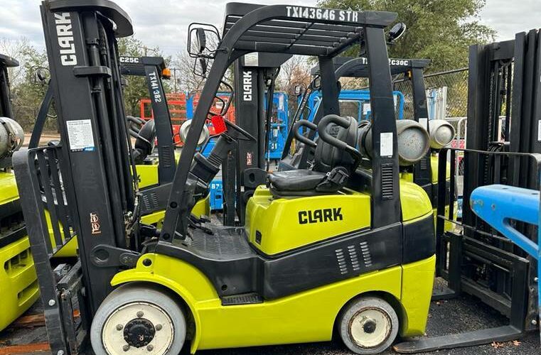 2015 Clark Forklift C25CL featured image