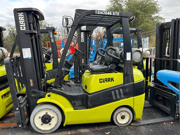 2015 Clark Forklift C25CL featured image