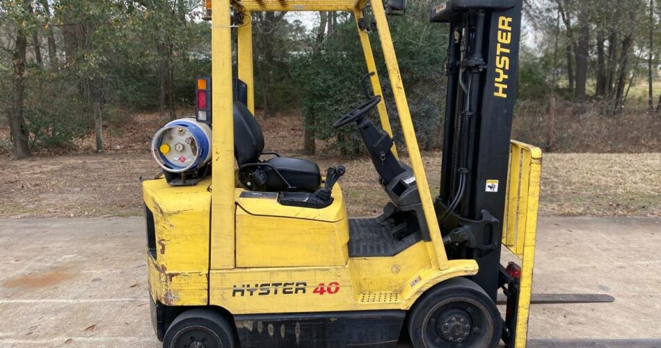 2002 Hyster Forklift S40XM featured image