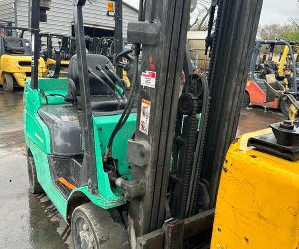 2007 Mitsubishi Forklift FGC25N featured image