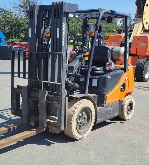 2015 Doosan Forklift G30E-5 featured image