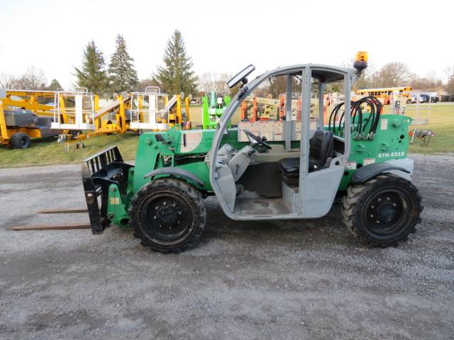 2013 Genie Telehandler GTH-5519 featured image