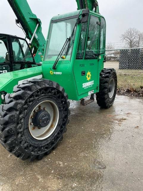 2015 Skytrak Telehandler 6042 featured image