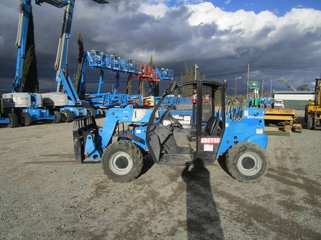 2015 Genie Telehandler GTH-5519 featured image