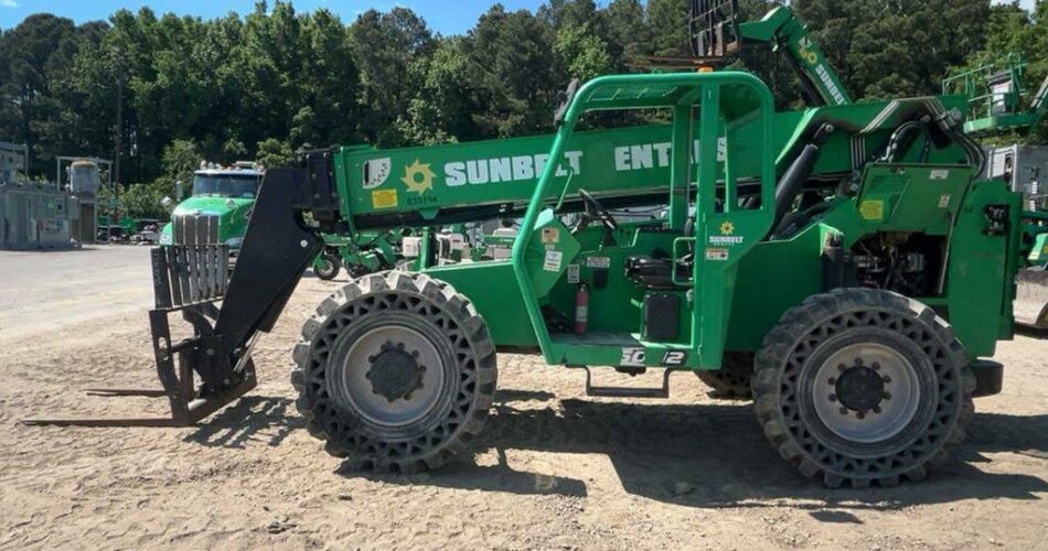 2016 Skytrak Telehandler 6042 featured image