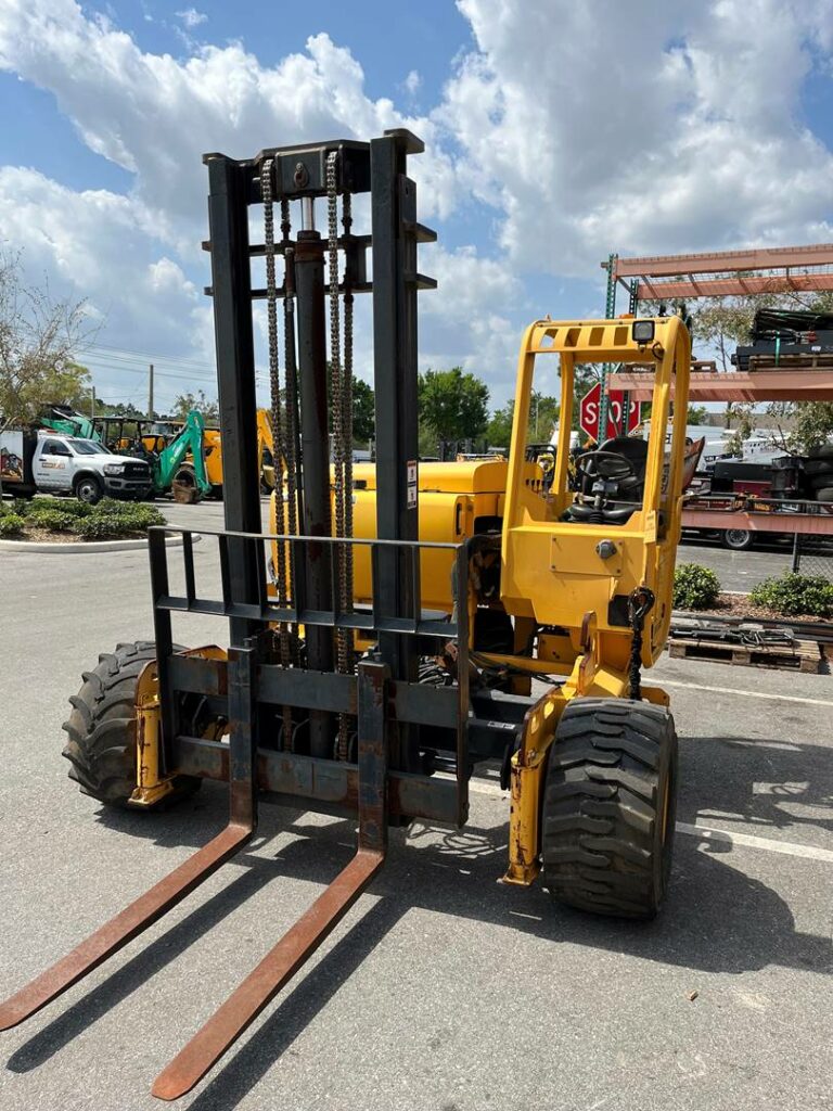 2015 Sellick Forklift STM55P-4W featured image