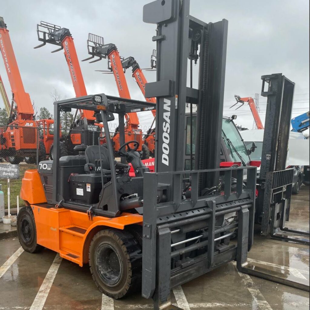 2019 Doosan Forklift D70S-7 featured image