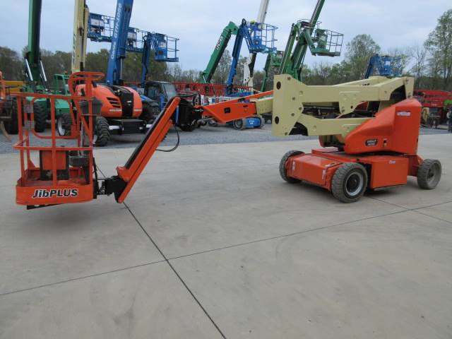 2017 JLG Boom Lift E400AJPN featured image