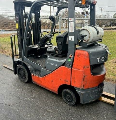 2010 Toyota Forklift 8FGCU25 featured image