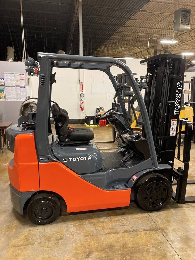 2017 Toyota Forklift 8FGCU25 featured image