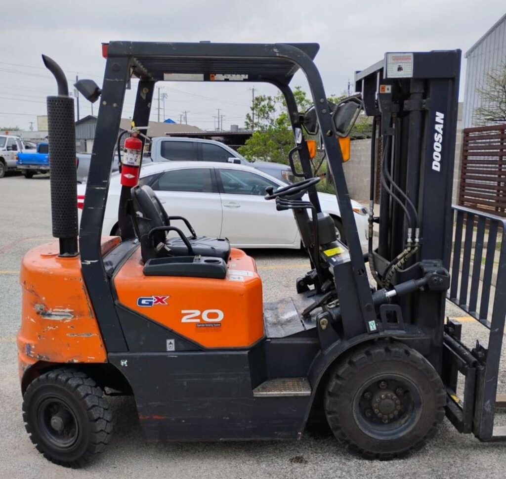 2010 Doosan Forklift D20G featured image