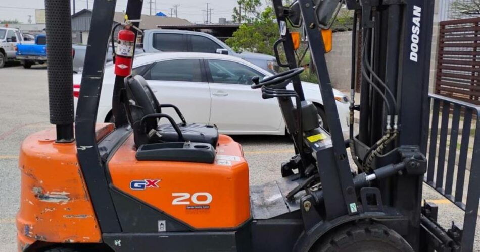 2010 Doosan Forklift D20G featured image