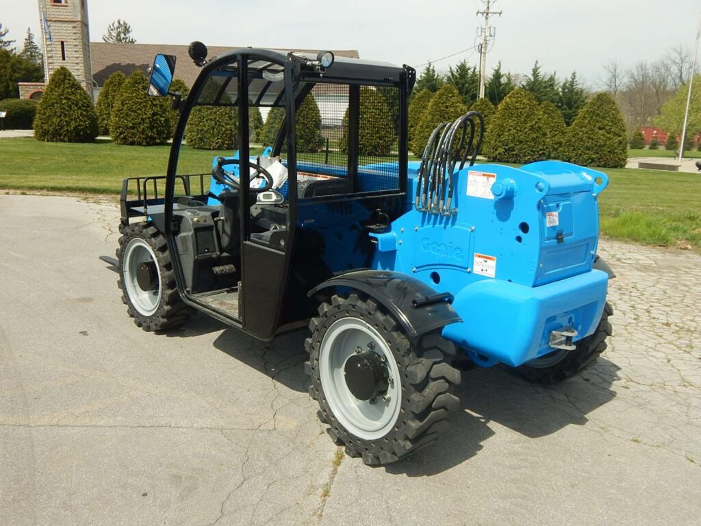 2015 Genie Telehandler GTH-5519 featured image