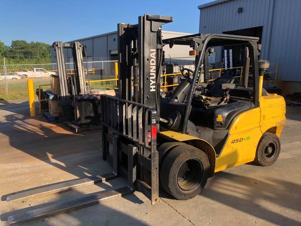 2017 Hyundai Forklift 45D-9 featured image