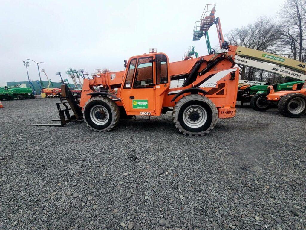 2014 Skytrak Telehandler 10054 featured image